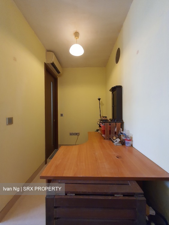Centra Loft (D14), Apartment #327613661